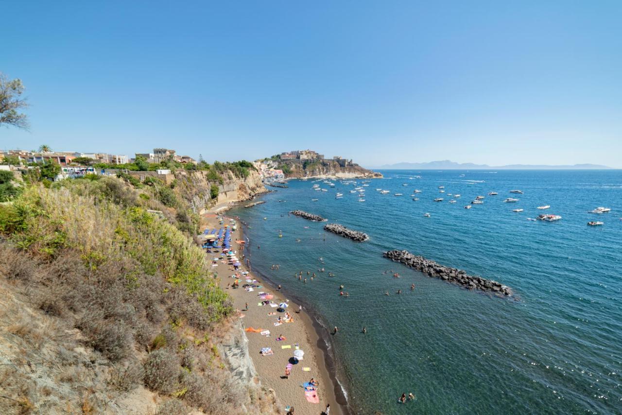Controvento In Villa Eldorado Procida Exteriér fotografie